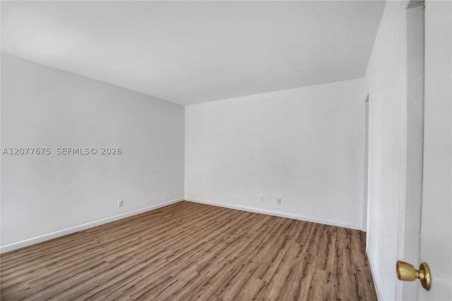 2970 NE 16th Ave 214, Oakland Park, FL 33334