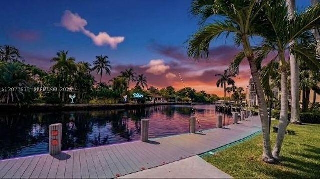 2970 NE 16th Ave 214, Oakland Park, FL 33334