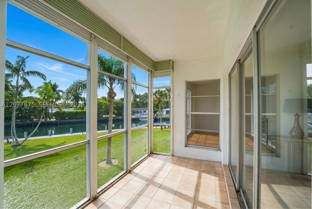 2970 NE 16th Ave 214, Oakland Park, FL 33334