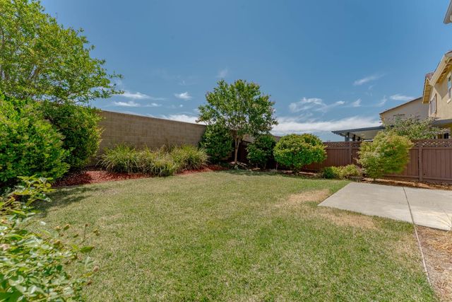 1240 Landmark Cir, Lincoln, CA 95648