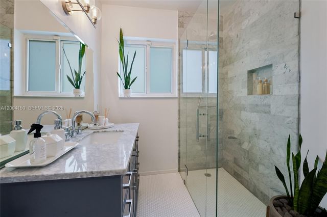 2225 SW 19th Ave, Miami, FL 33145