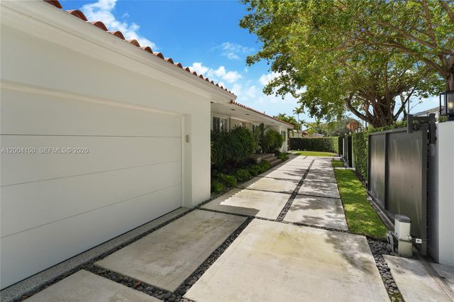 2225 SW 19th Ave, Miami, FL 33145