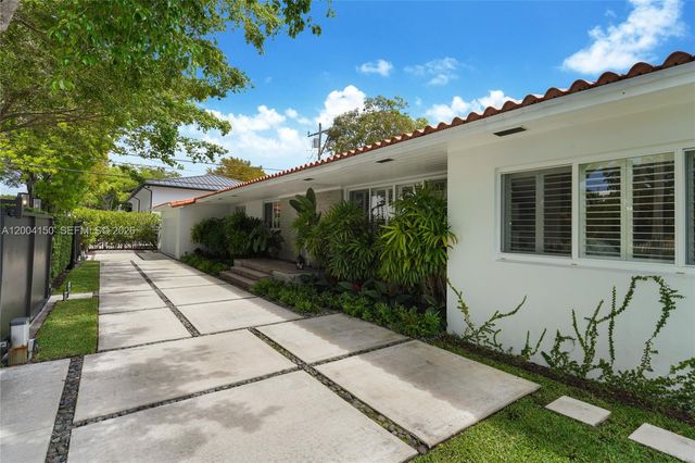 2225 SW 19th Ave, Miami, FL 33145