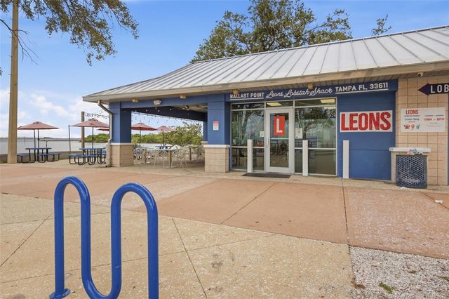 5218 BAYSHORE BOULEVARD 4, Tampa, FL 33611