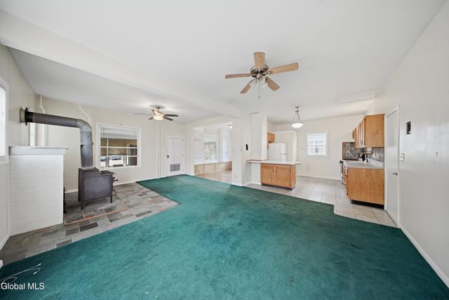 29 Tillinghast Avenue, Menands, NY 12204