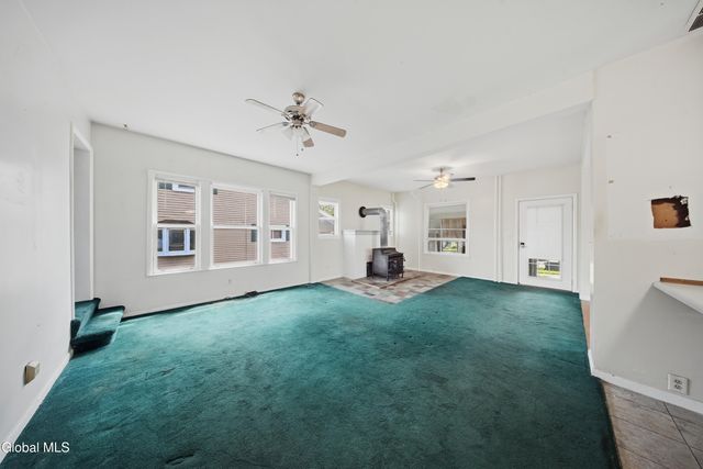 29 Tillinghast Avenue, Menands, NY 12204