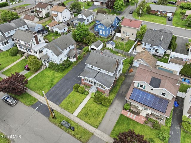 29 Tillinghast Avenue, Menands, NY 12204