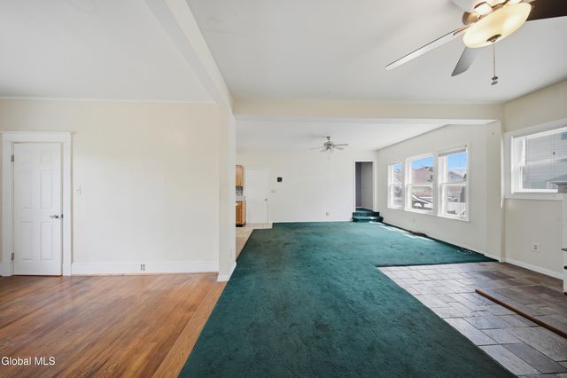 29 Tillinghast Avenue, Menands, NY 12204