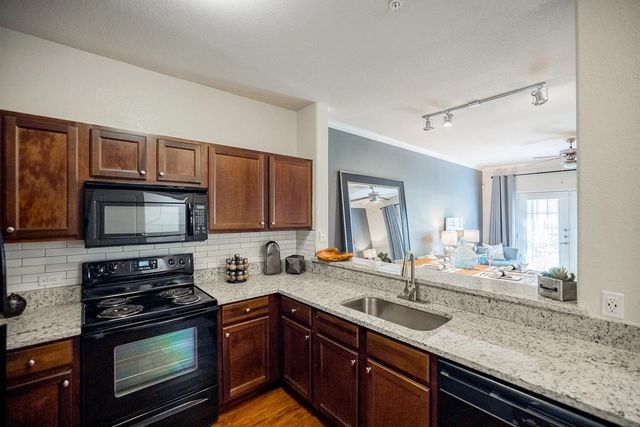 9900 McNeil DR 4-04309, Austin, TX 78750