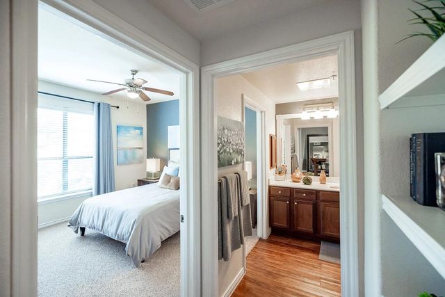 9900 McNeil DR 4-04309, Austin, TX 78750