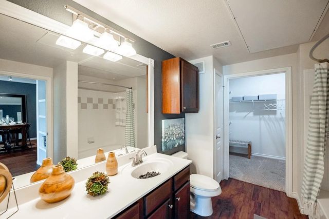 9900 McNeil DR 4-04309, Austin, TX 78750