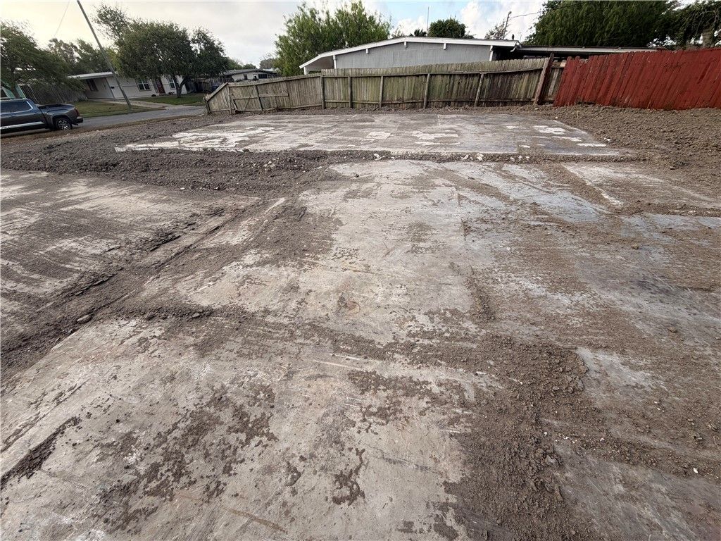 925 Virgil Dr, Corpus Christi, TX 78412 — photo 4