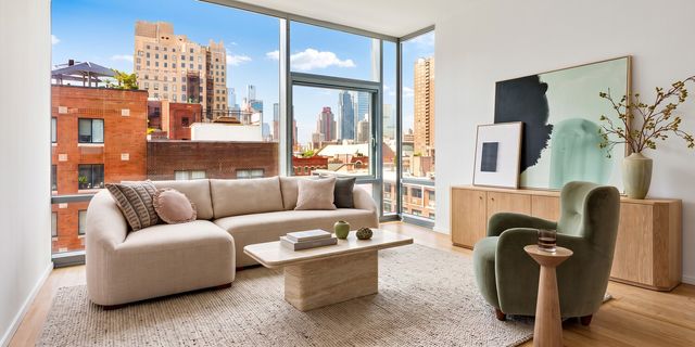 425 W 53rd St Apt 706, New York City, NY 10019
