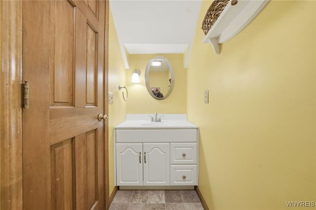 4037 Clinton Street, West Seneca, NY 14224