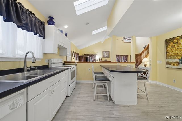 4037 Clinton Street, West Seneca, NY 14224