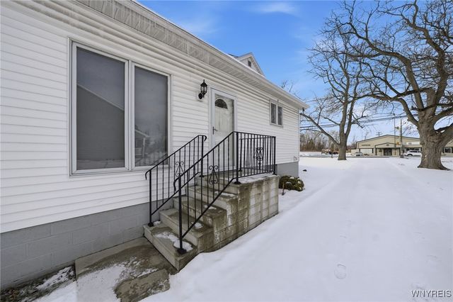 4037 Clinton Street, West Seneca, NY 14224