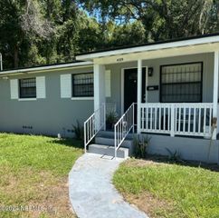 4509 DETAILLE Drive, Jacksonville, FL 32209