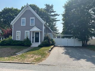 61 Stetson St, Whitman, MA 02483