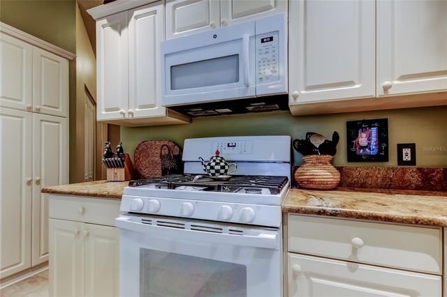 12110 GLENCLIFF CIRCLE, Tampa, FL 33626