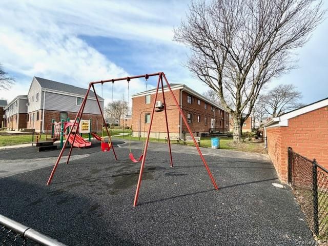 67-29 Bell Boulevard 2, Bayside, NY 11364