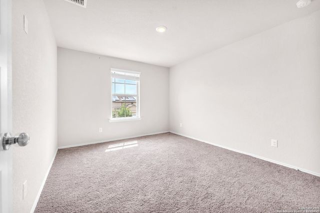 2448 Hiddenbrooke Trce, Seguin, TX 78155