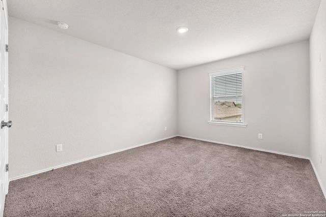 2448 Hiddenbrooke Trce, Seguin, TX 78155