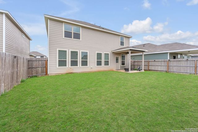 2448 Hiddenbrooke Trce, Seguin, TX 78155