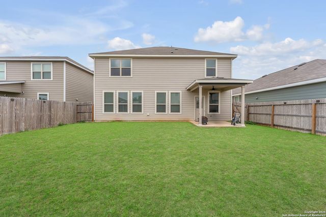 2448 Hiddenbrooke Trce, Seguin, TX 78155