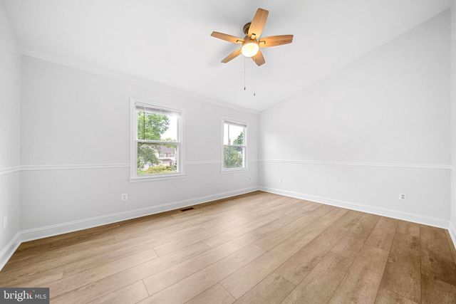 7827 BOLD LION LN, Alexandria, VA 22315