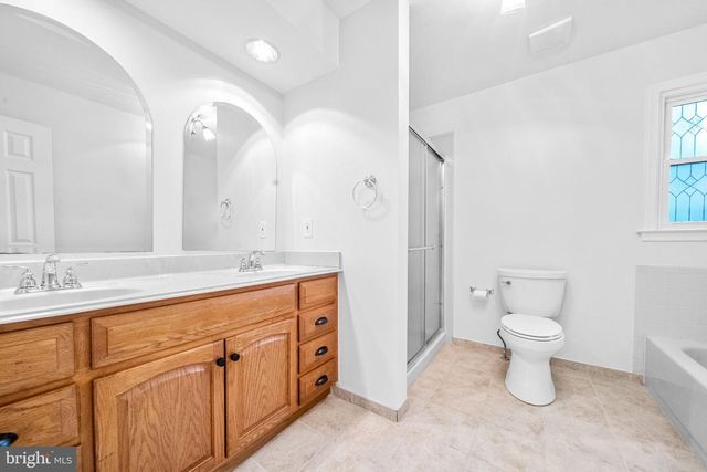 7827 BOLD LION LN, Alexandria, VA 22315