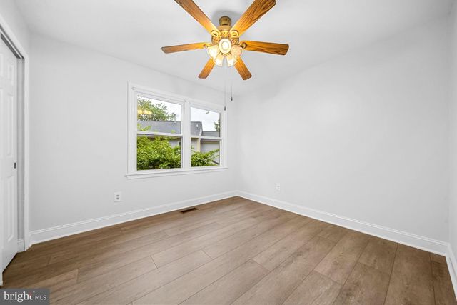 7827 BOLD LION LN, Alexandria, VA 22315