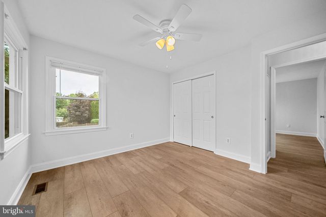 7827 BOLD LION LN, Alexandria, VA 22315