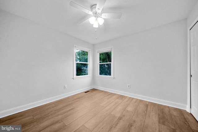 7827 BOLD LION LN, Alexandria, VA 22315