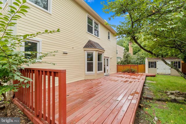 7827 BOLD LION LN, Alexandria, VA 22315