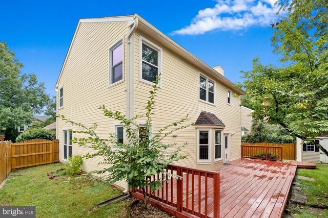 7827 BOLD LION LN, Alexandria, VA 22315