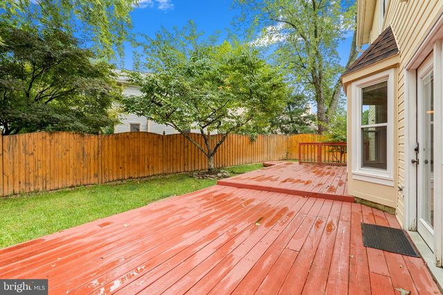 7827 BOLD LION LN, Alexandria, VA 22315