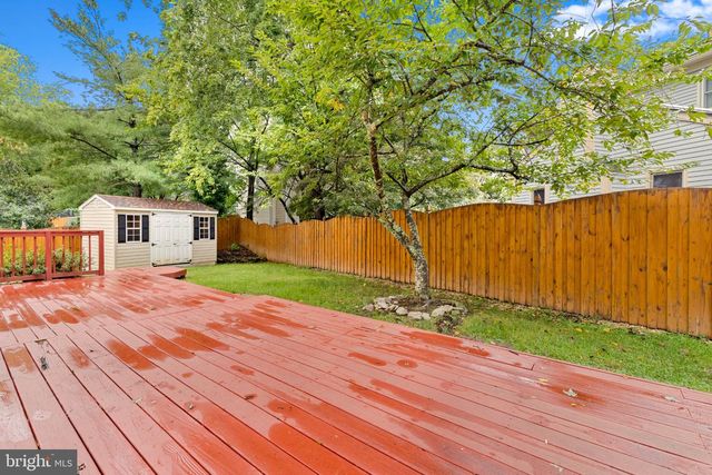7827 BOLD LION LN, Alexandria, VA 22315