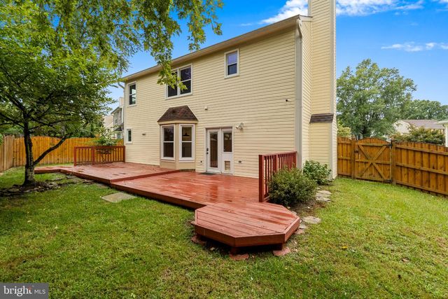7827 BOLD LION LN, Alexandria, VA 22315