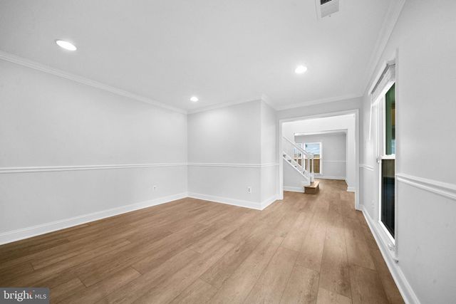 7827 BOLD LION LN, Alexandria, VA 22315