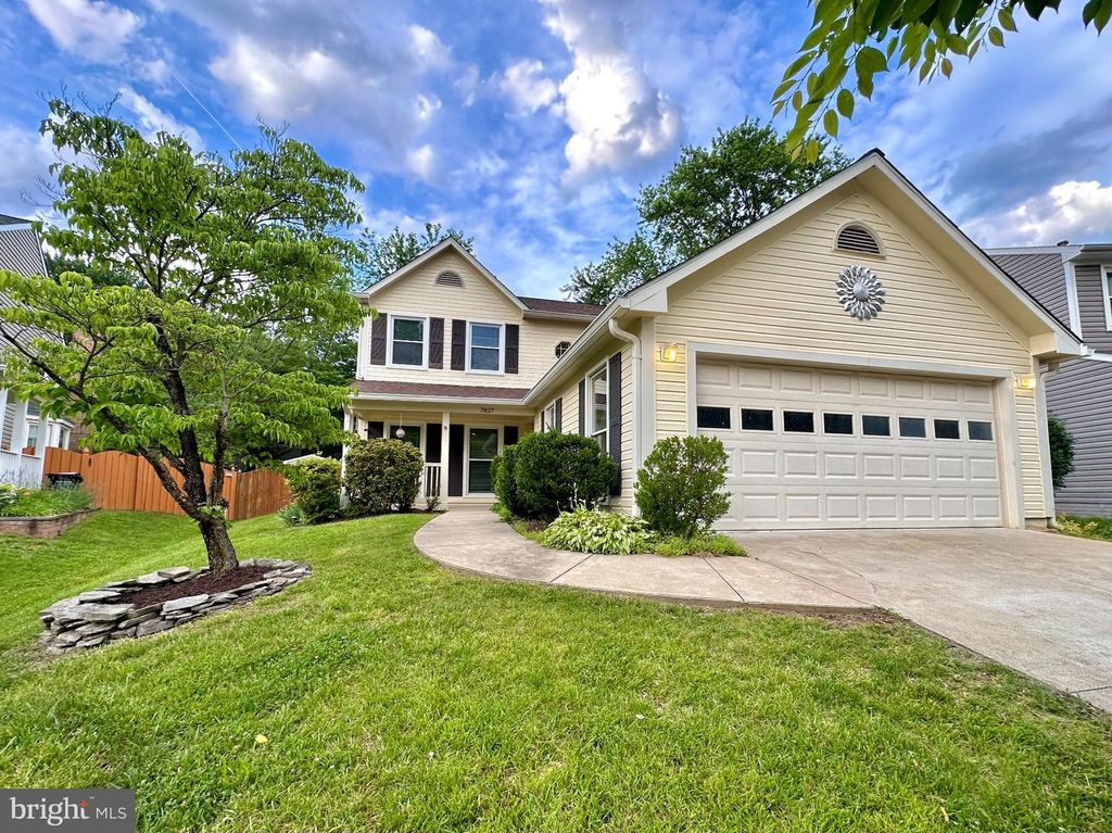 7827 BOLD LION LN, Alexandria, VA 22315
