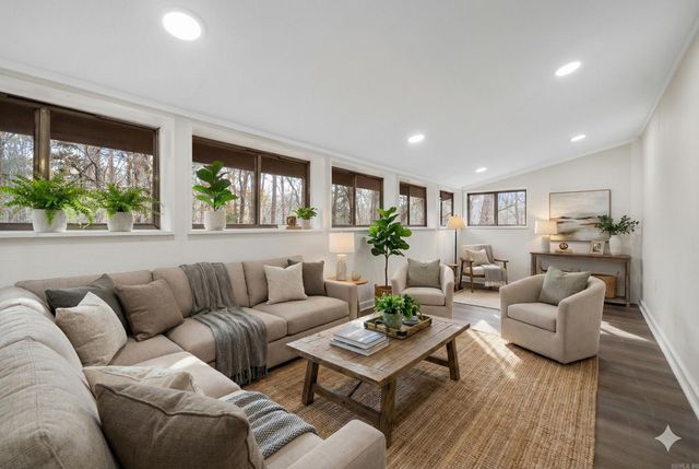 52 Herencia Circle, Hot Springs Village, AR 71909