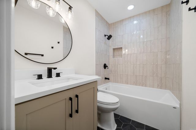 52 Herencia Circle, Hot Springs Village, AR 71909