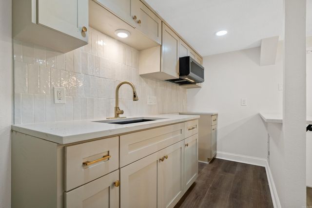 52 Herencia Circle, Hot Springs Village, AR 71909