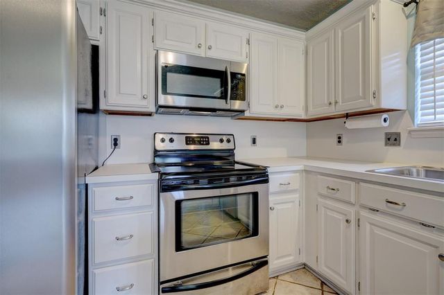 1019 Dustin Drive, Edmond, OK 73003