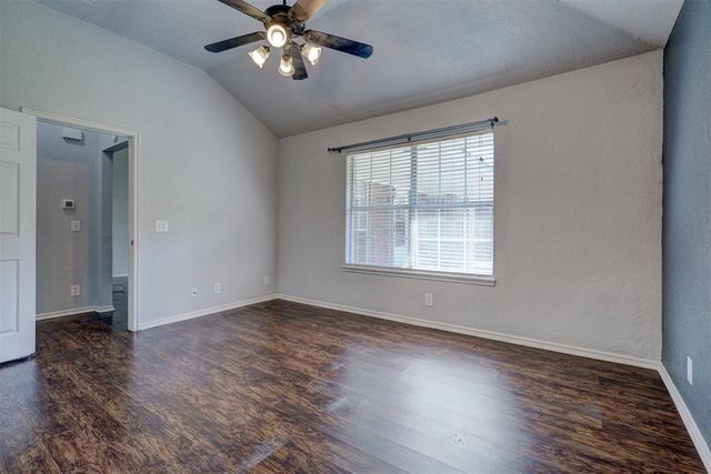 1019 Dustin Drive, Edmond, OK 73003