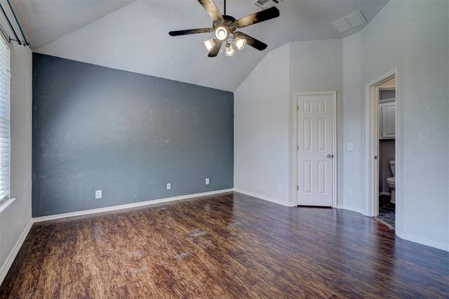 1019 Dustin Drive, Edmond, OK 73003