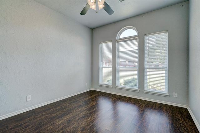 1019 Dustin Drive, Edmond, OK 73003