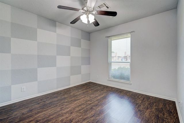 1019 Dustin Drive, Edmond, OK 73003