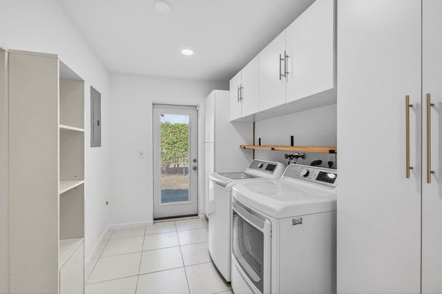 699 NW 16th Avenue, Boca Raton, FL 33486