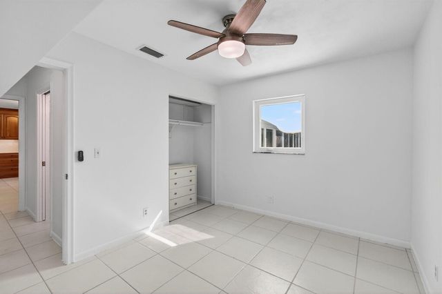 699 NW 16th Avenue, Boca Raton, FL 33486